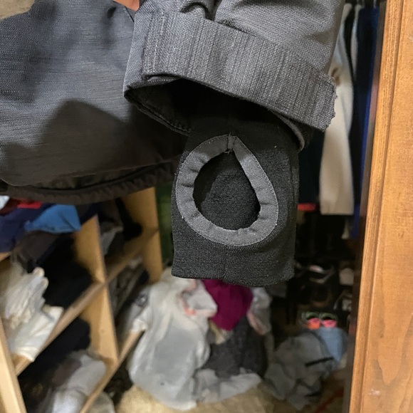 Helly Hansen Charcoal Ski/Winter Jacket - Picture 8 of 15